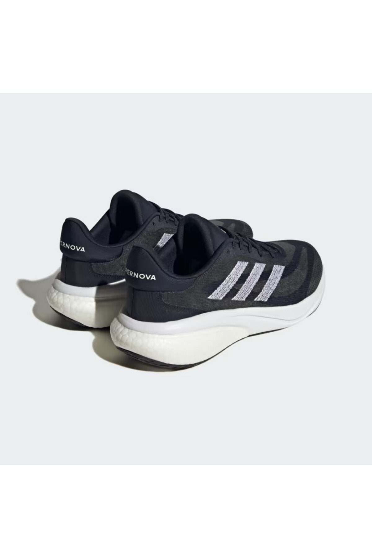 حذاء الجري adidas لون أزرق