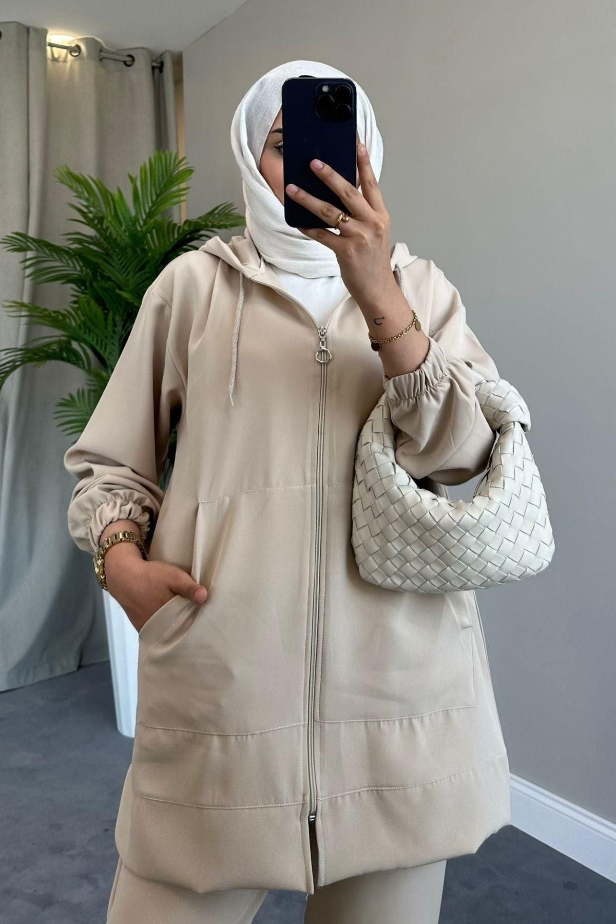 طقم HAZA MODA لون بيج