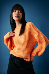 كنزة Defacto لون برتقالي