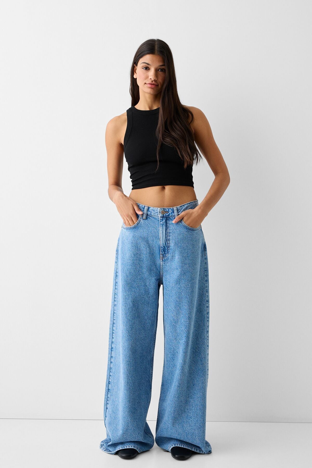 تيشيرت Bershka لون أسود