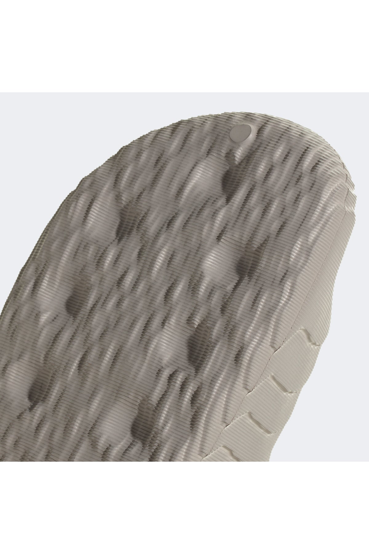 شبشب رياضي adidas لون بني