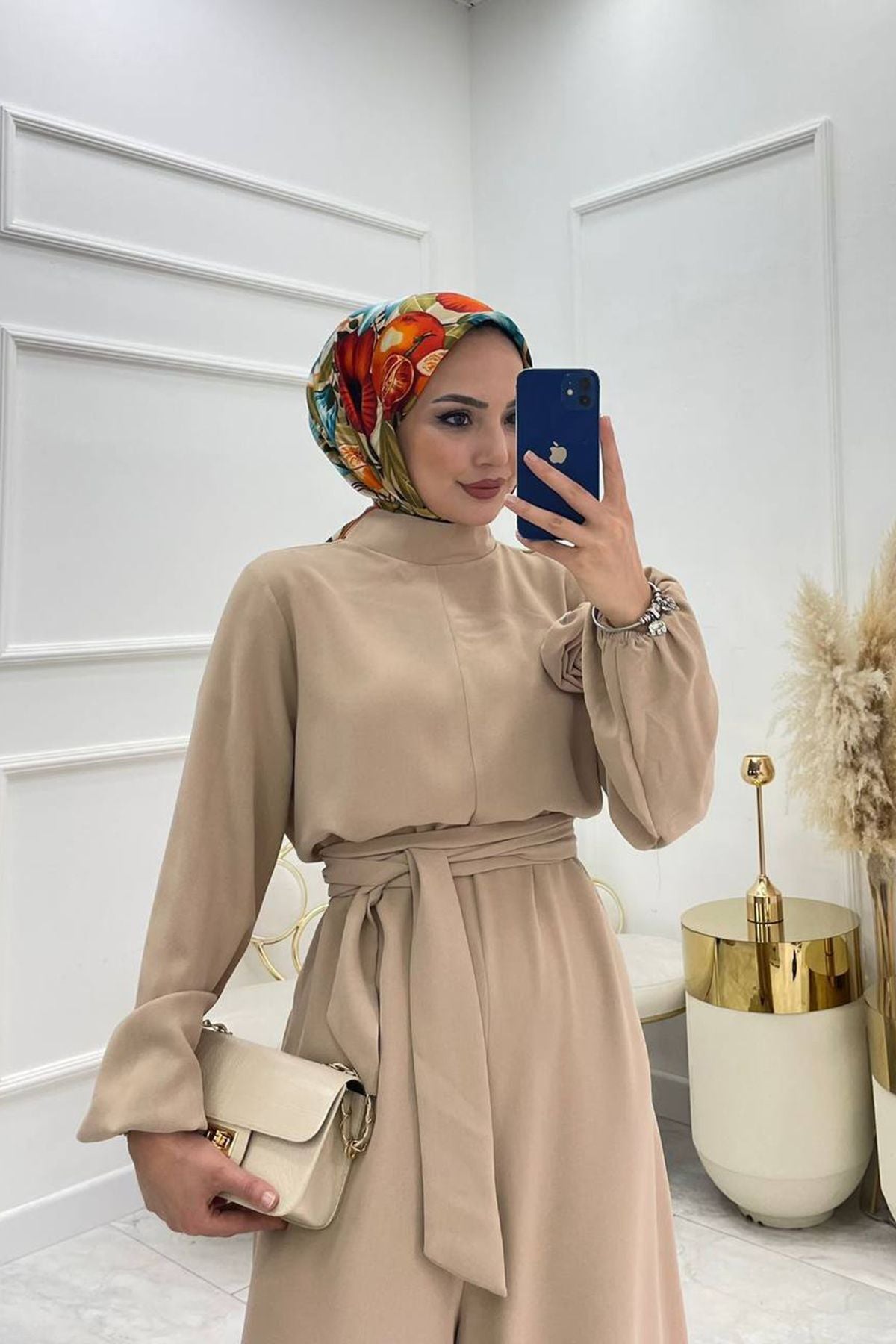 قفزة الحجاب Neşeli Butik لون بيج