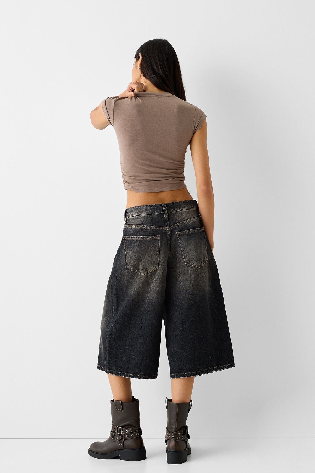شورت Bershka لون أسود