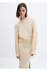 كنزة MANGO لون بيج فاتح