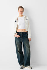 هودي Bershka لون أحمر