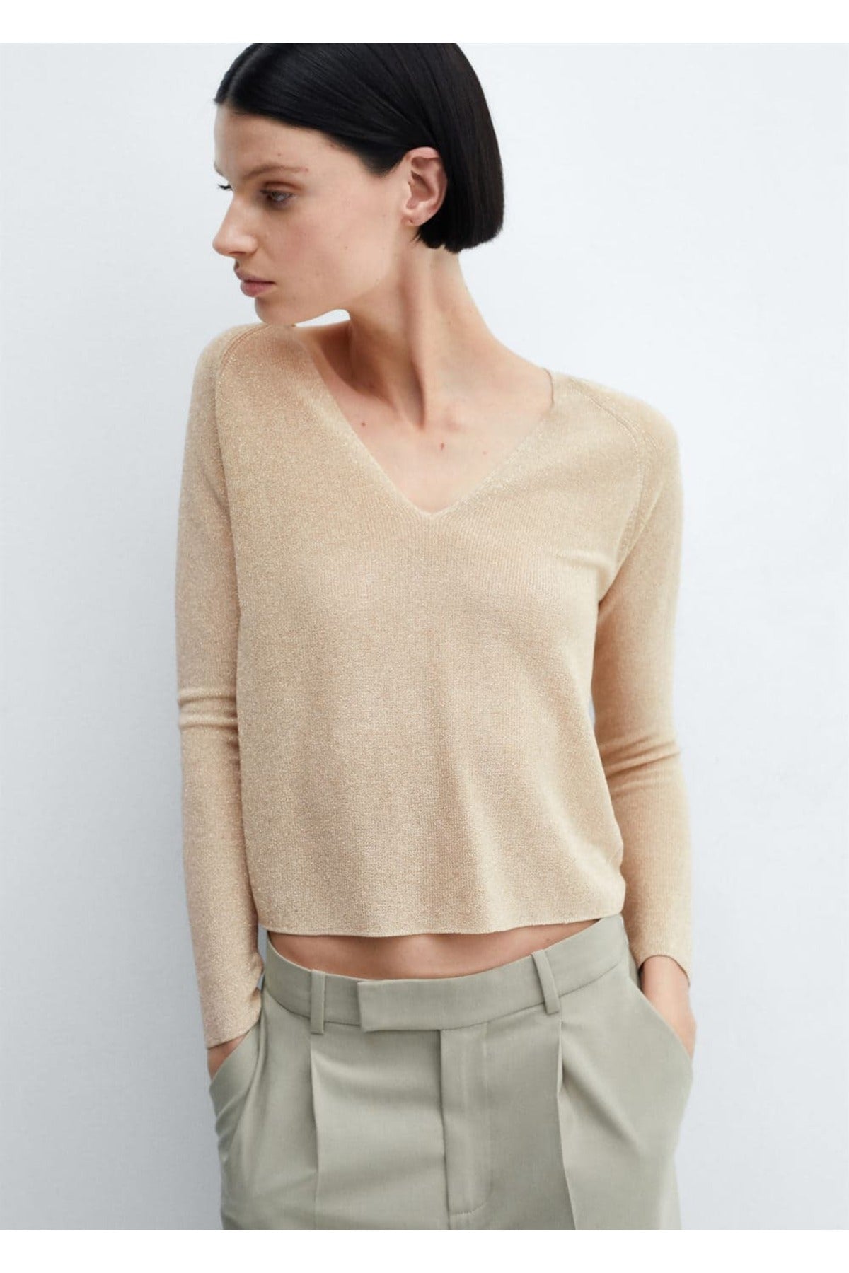 كنزة MANGO لون ذهبي