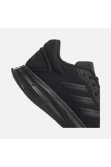 حذاء المشي adidas لون أسود