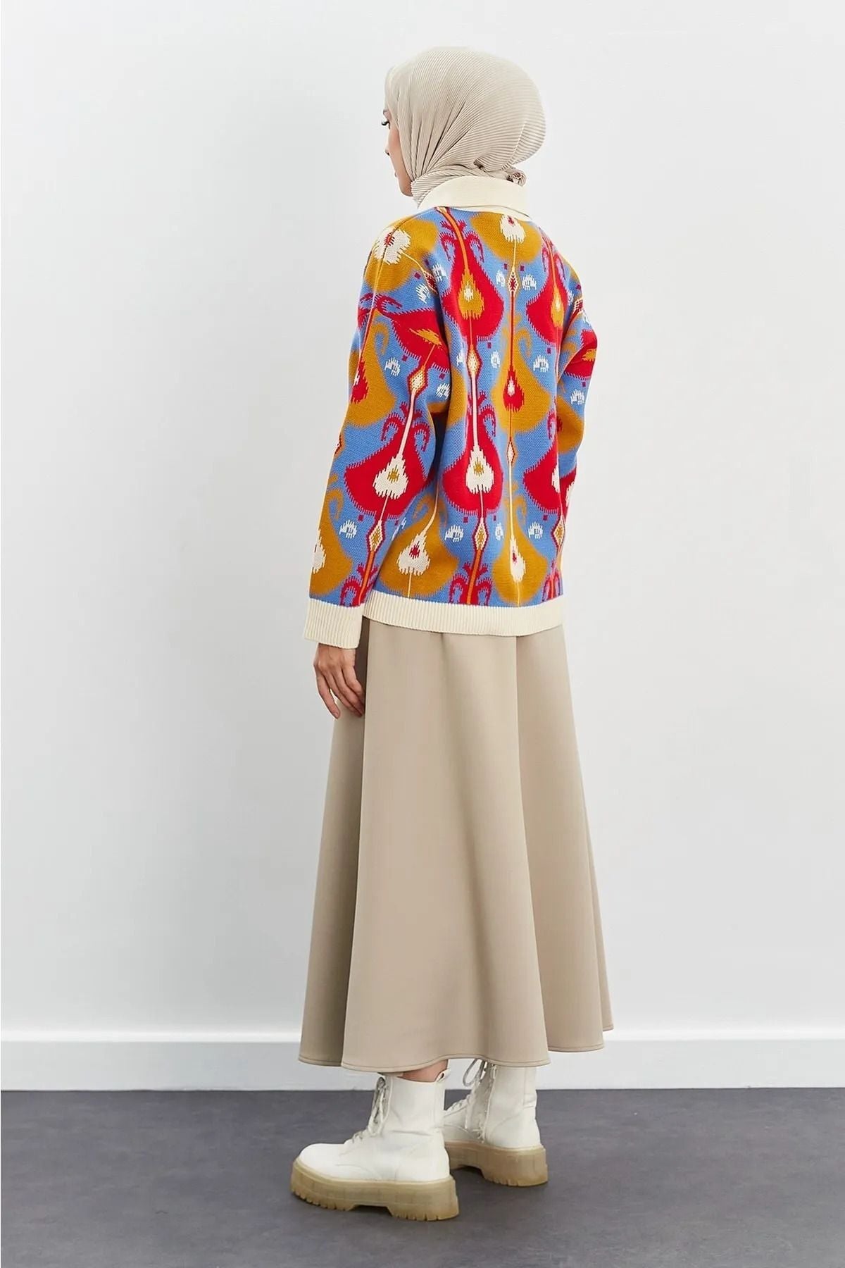 تنورة CNG MODA لون بني