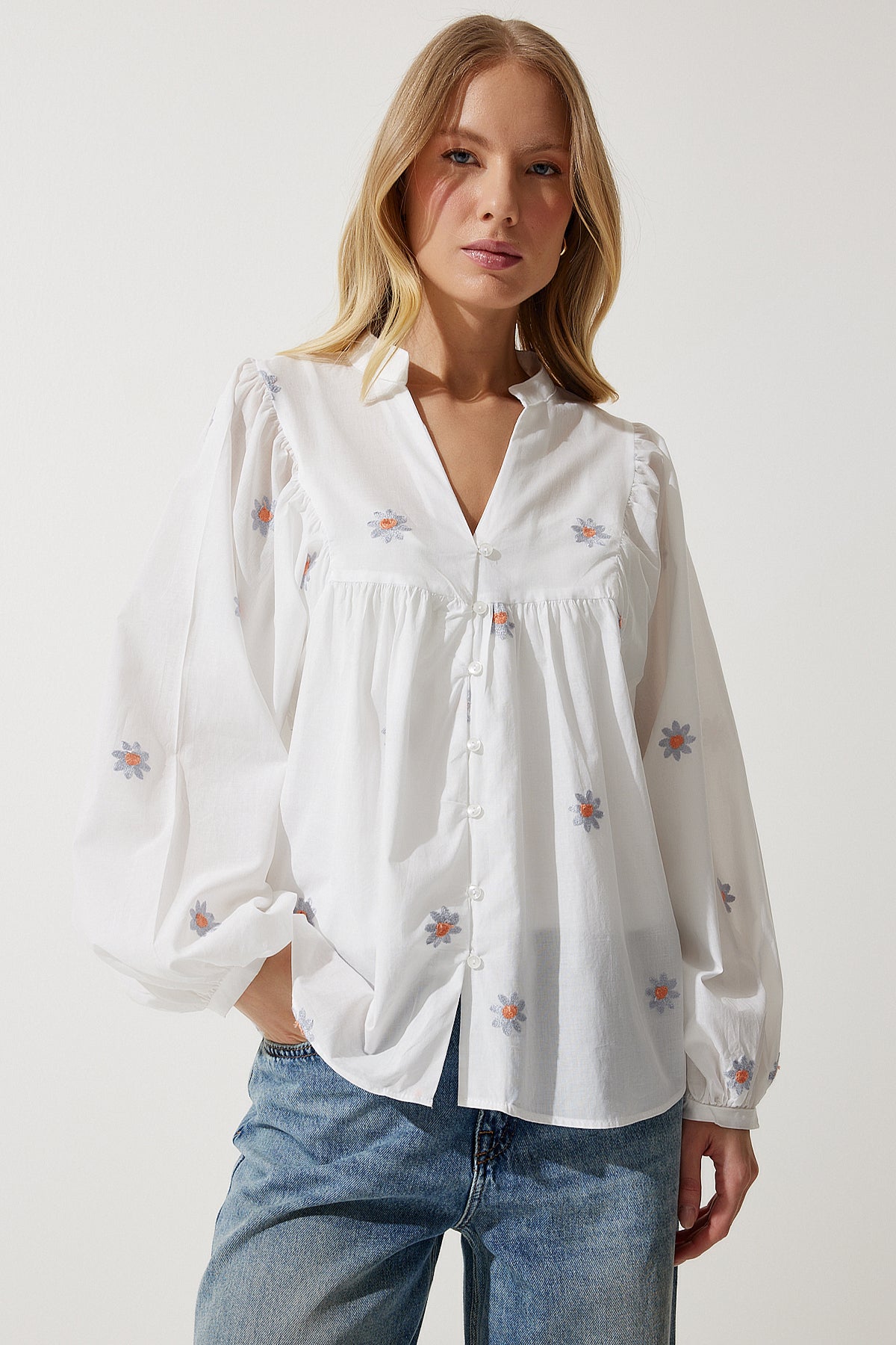 بلوزة Happiness İstanbul لون بيج فاتح