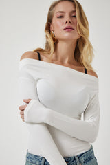 بلوزة Happiness İstanbul لون أبيض