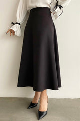تنورة CNG MODA لون أسود