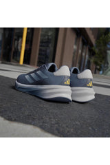 حذاء الجري adidas لون أزرق