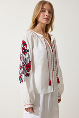 بلوزة Happiness İstanbul لون أبيض