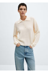 كنزة MANGO لون بيج فاتح