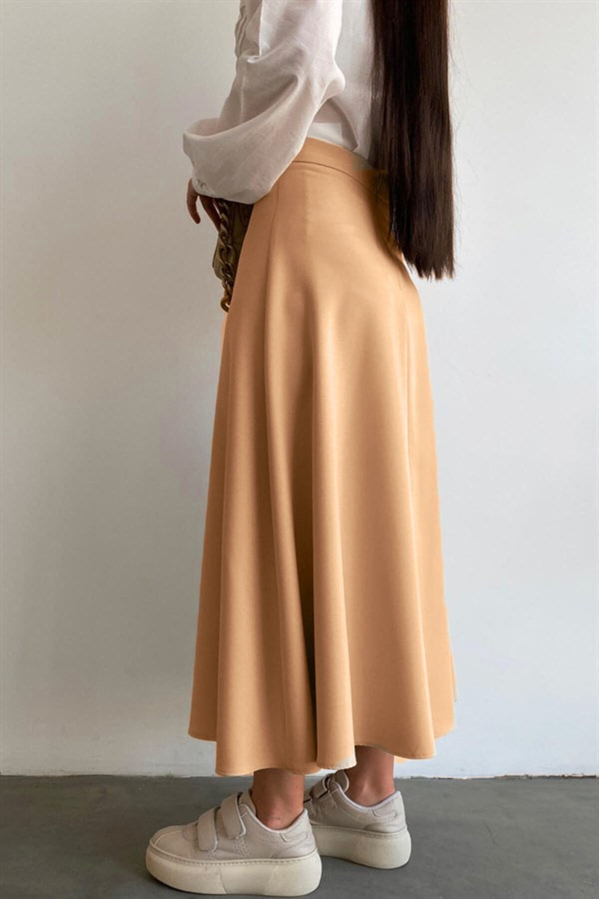 تنورة CNG MODA لون بني