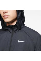 معطف واق من المطر & الرياح Nike لون أسود