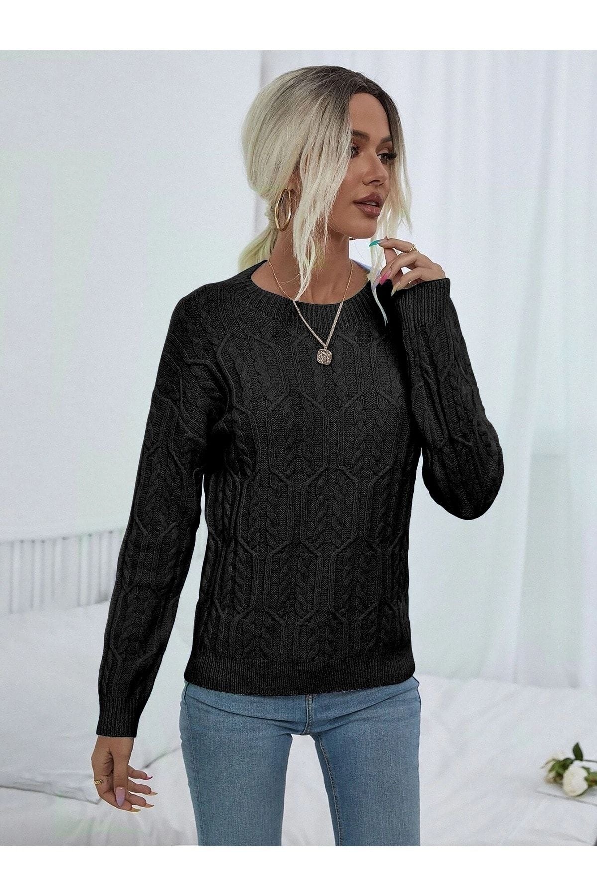 كنزة AQE FASHION لون أسود
