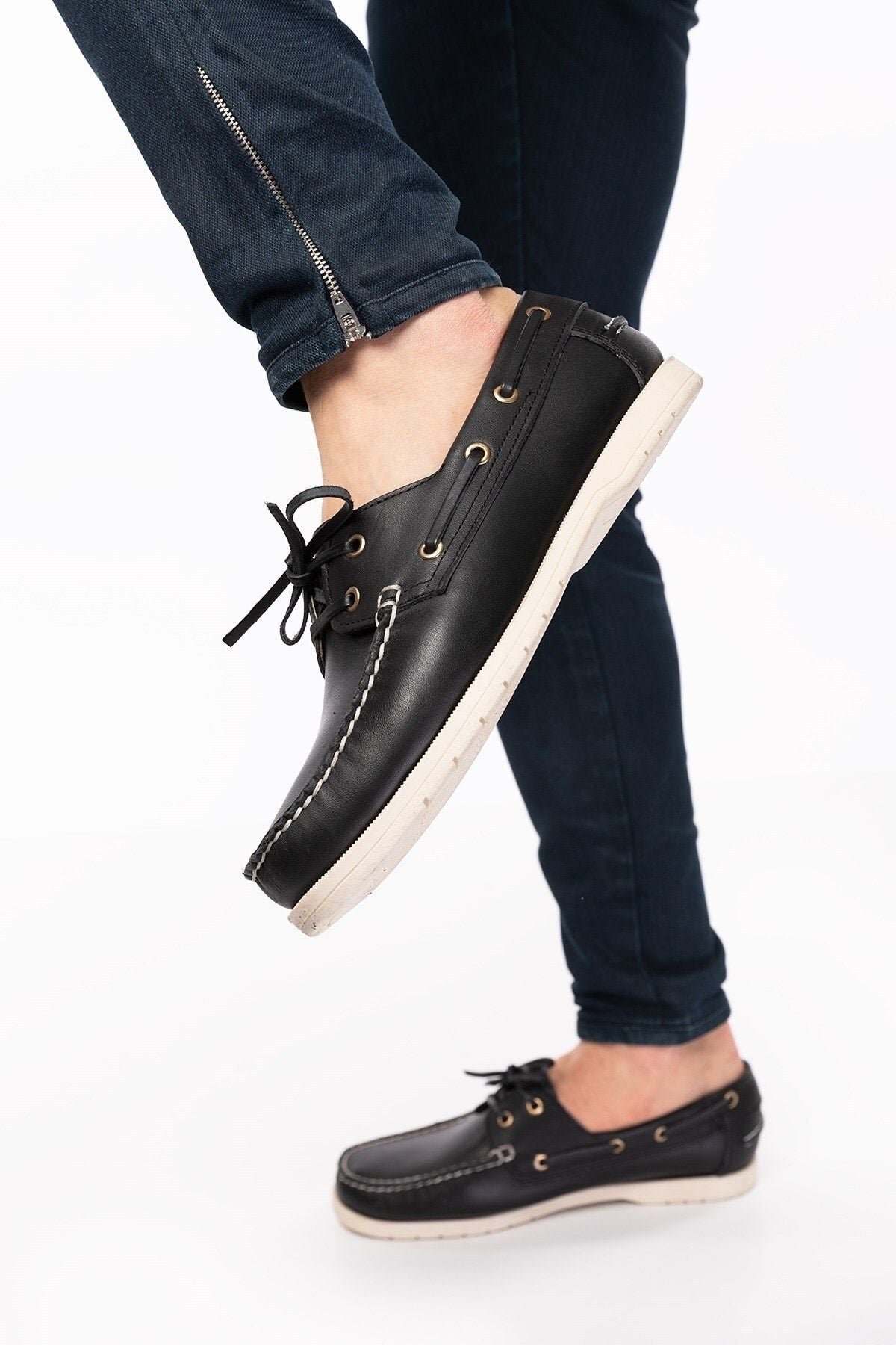 لوفر maximoda لون أسود