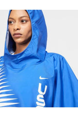 معطف واق من المطر & الرياح Nike لون أزرق