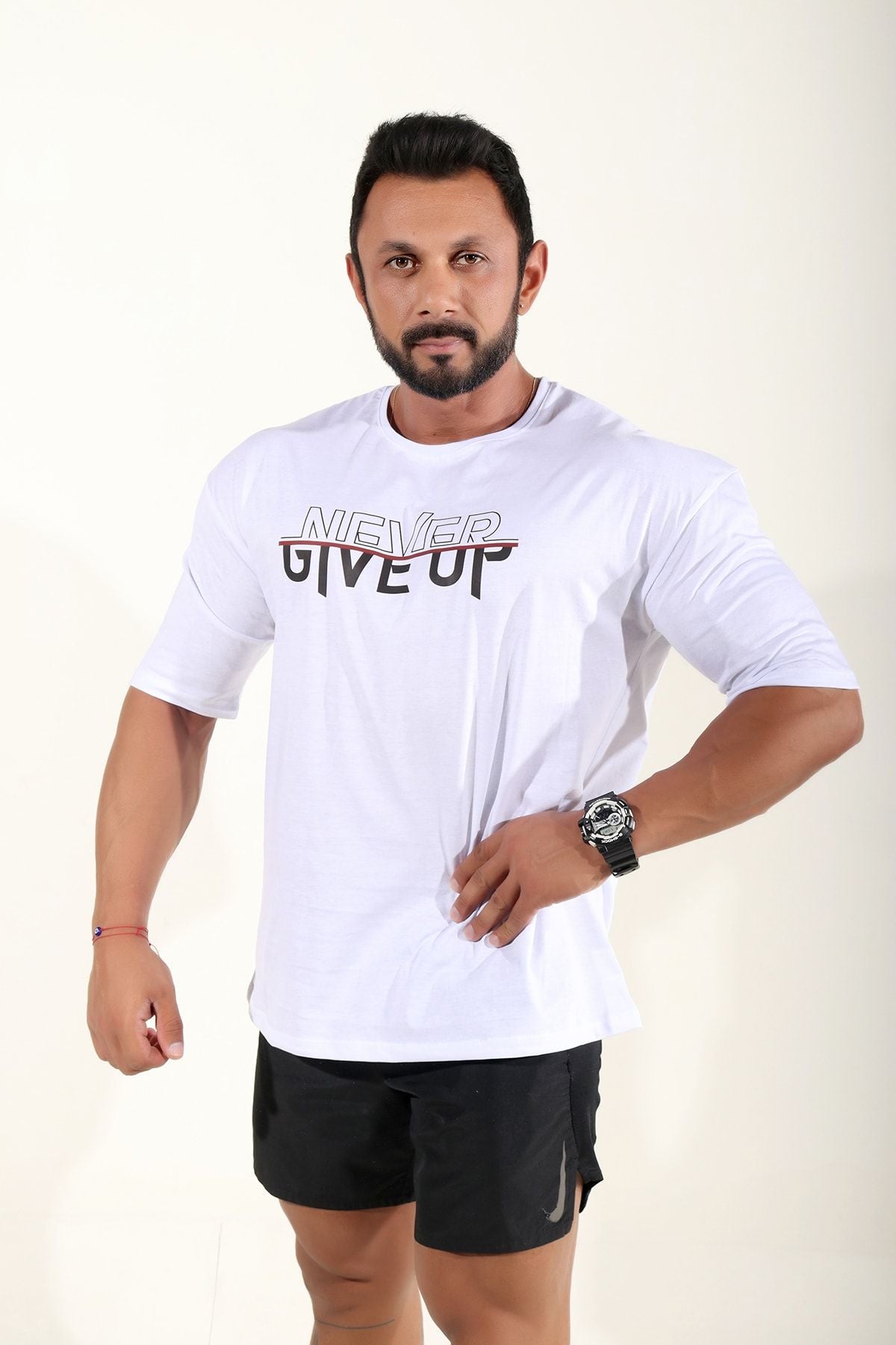 تيشيرت GYMNASIUM WEAR لون أبيض