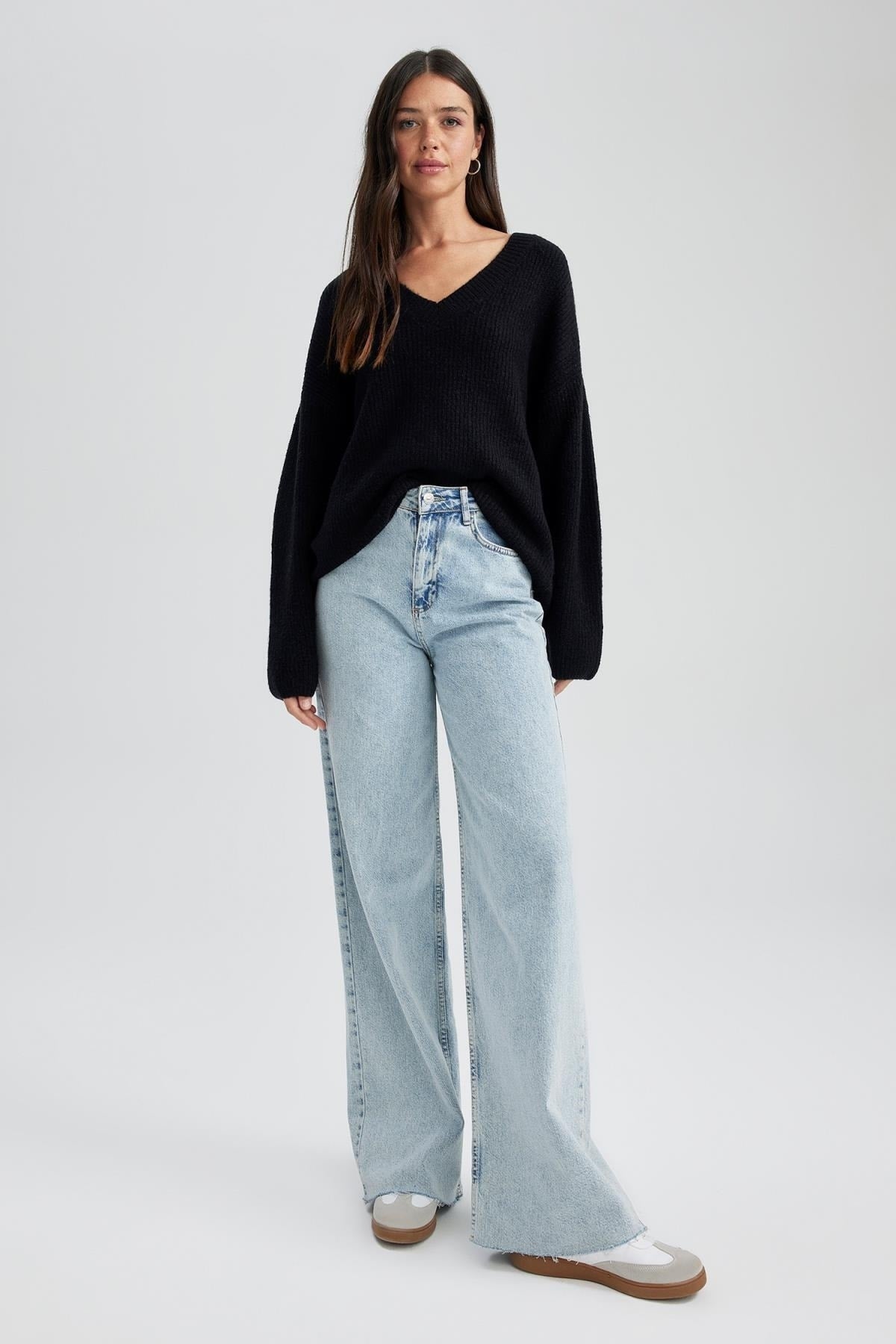 كنزة Defacto لون أسود