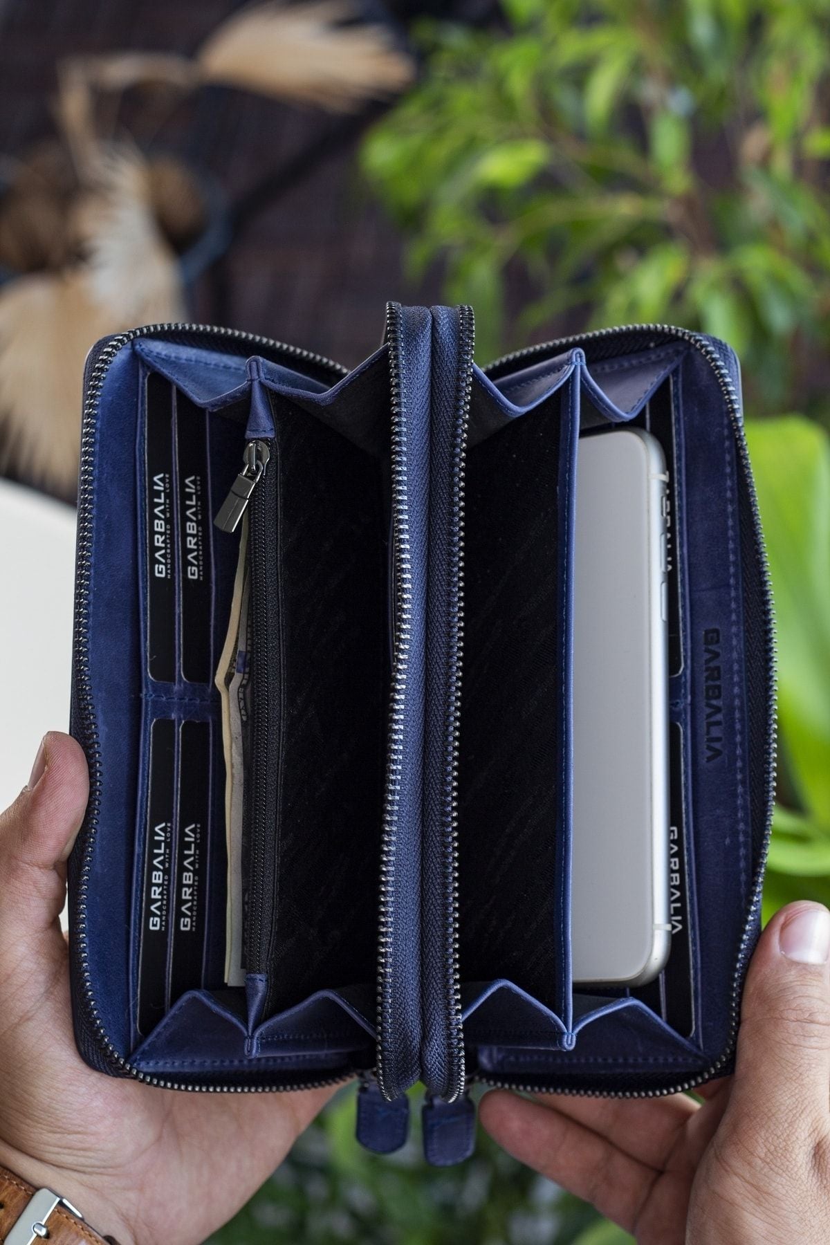 محفظة Garbalia لون أزرق غامق