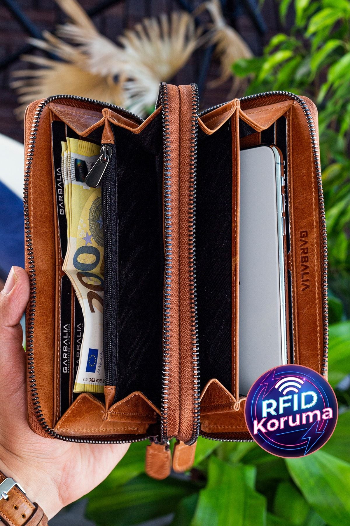 محفظة Garbalia لون بني