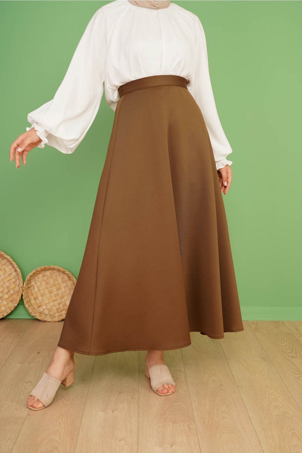 تنورة CNG MODA لون بني