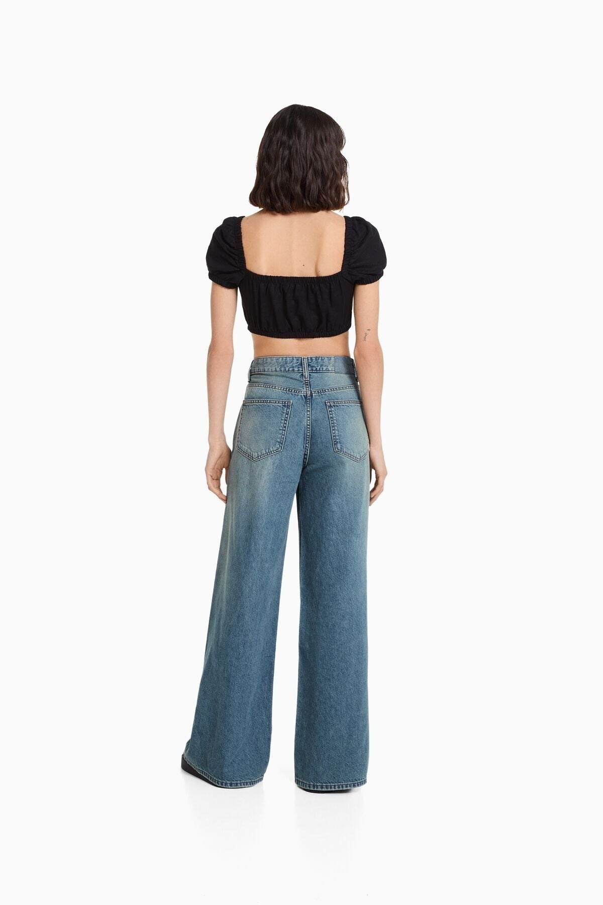 جينز Bershka لون أزرق غامق