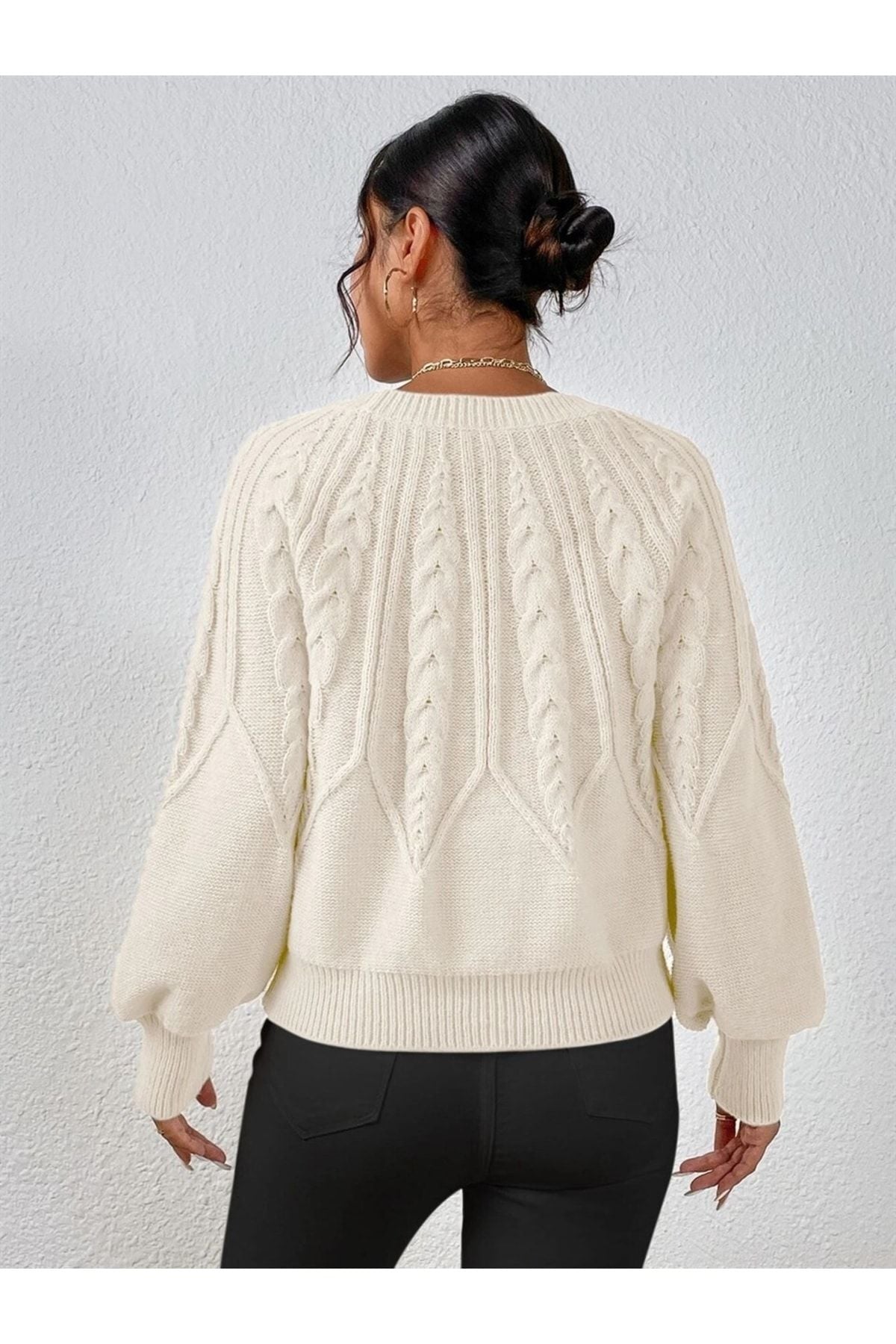 كنزة AQE FASHION لون أبيض