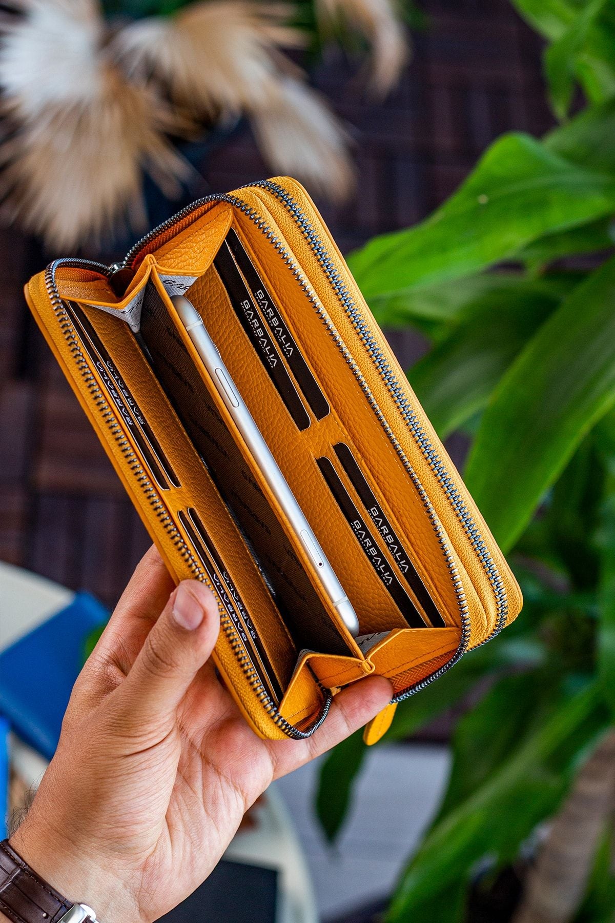 محفظة Garbalia لون برتقالي