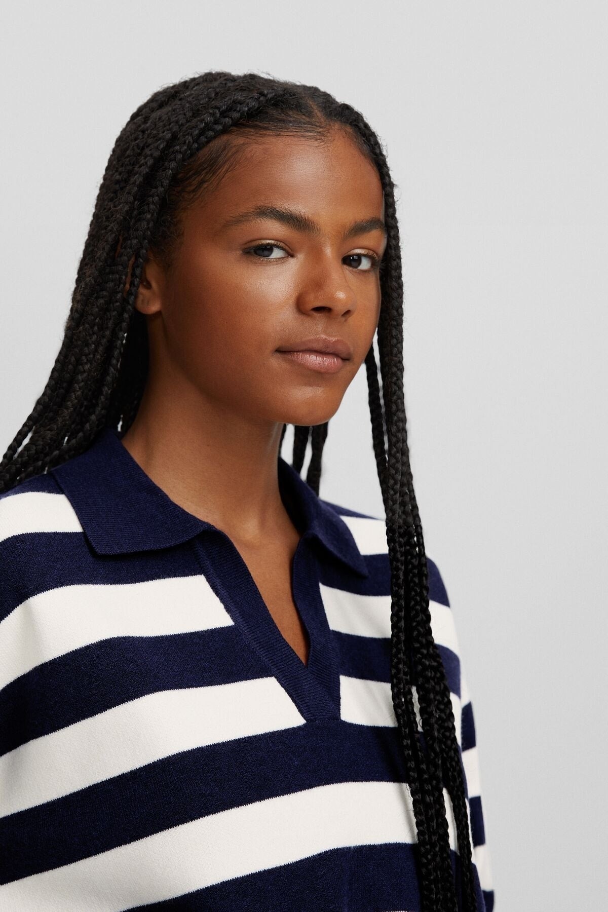 كنزة Bershka لون أزرق