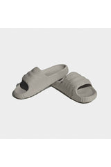 شبشب adidas لون رمادي