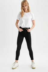 جينز Defacto لون أسود