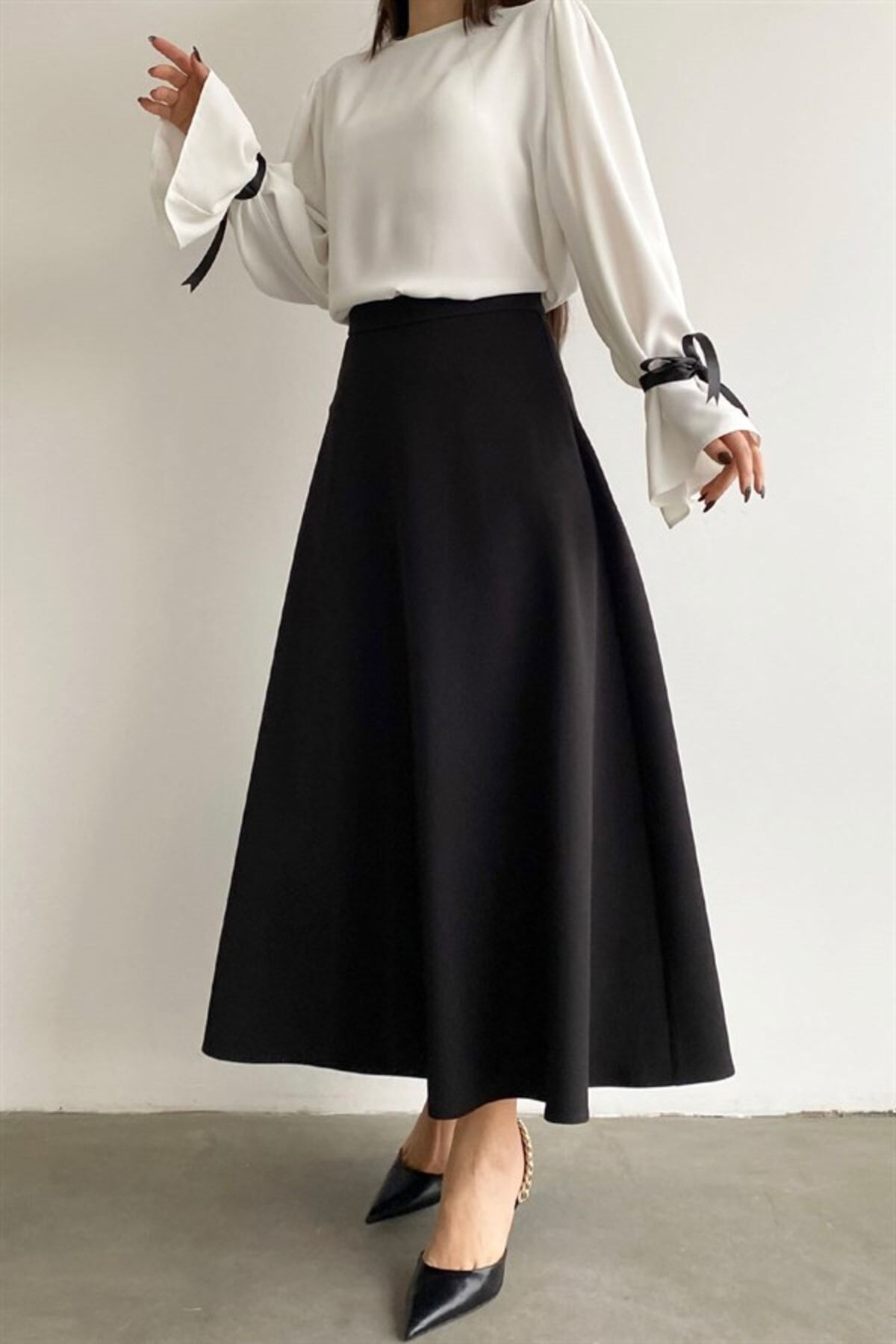 تنورة CNG MODA لون أسود