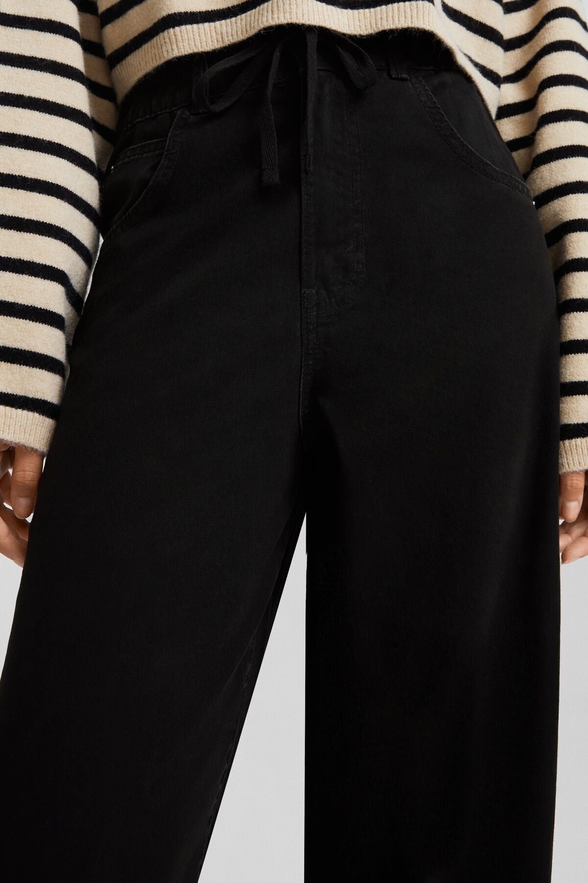 بنطال Bershka لون رمادي