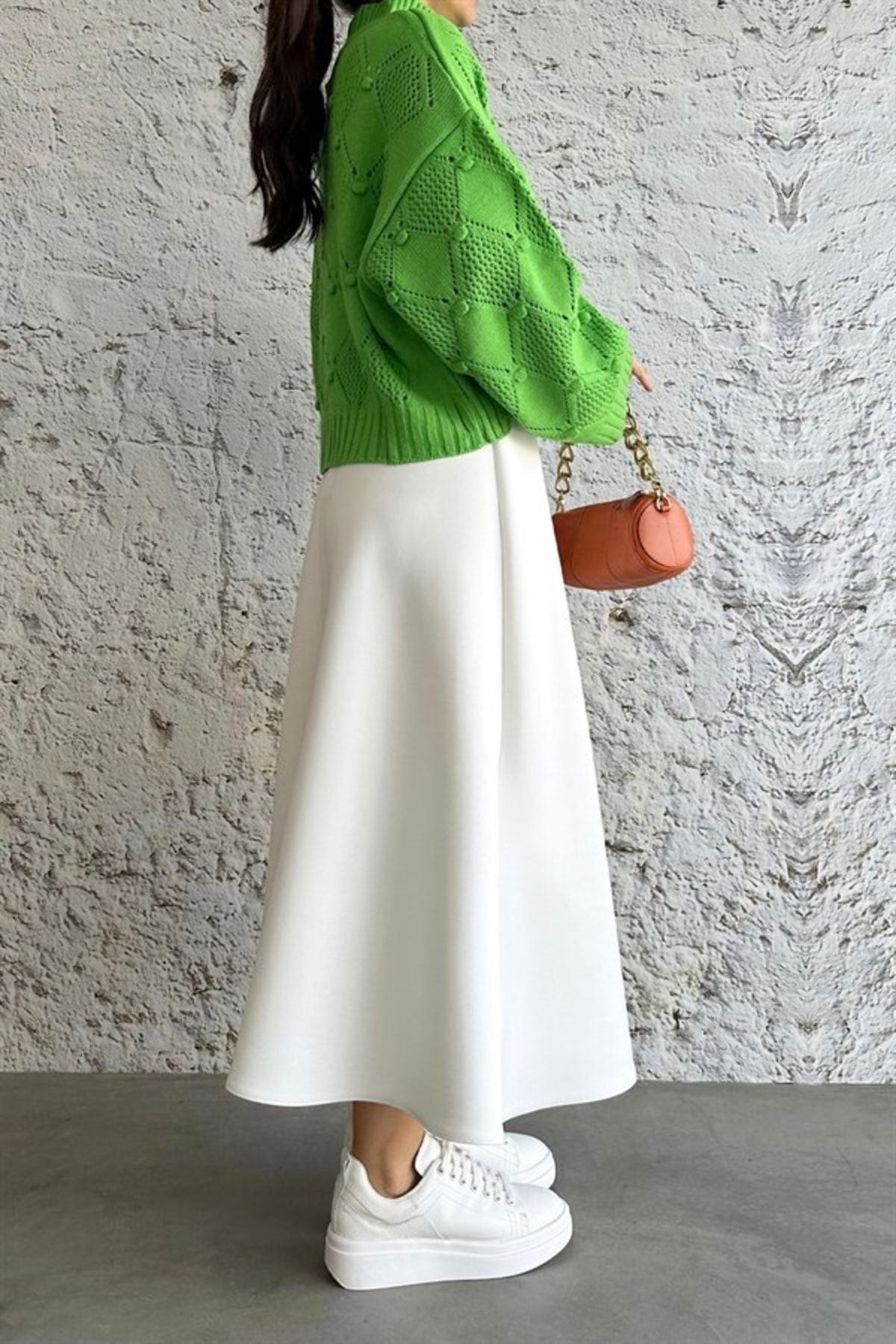 تنورة CNG MODA لون أبيض