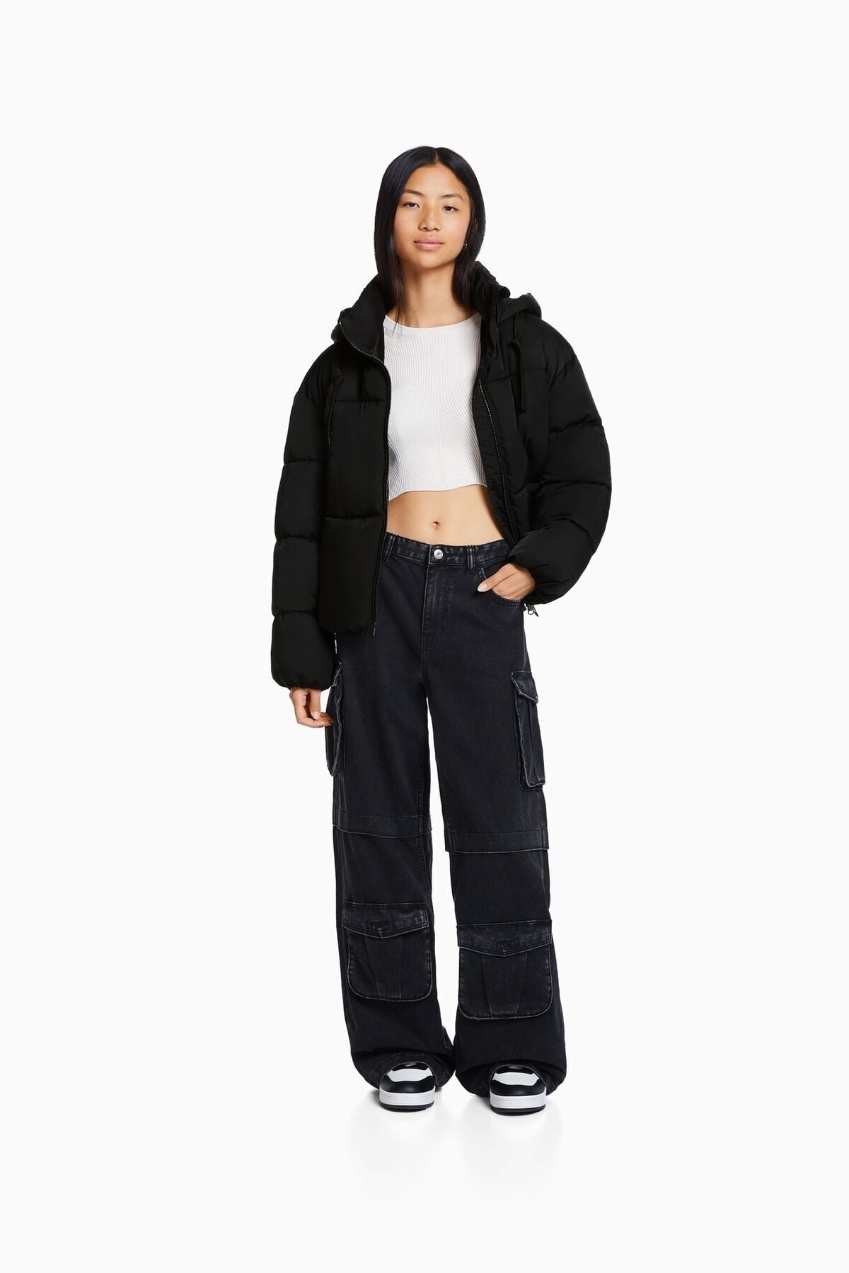 جاكيت Bershka لون أسود