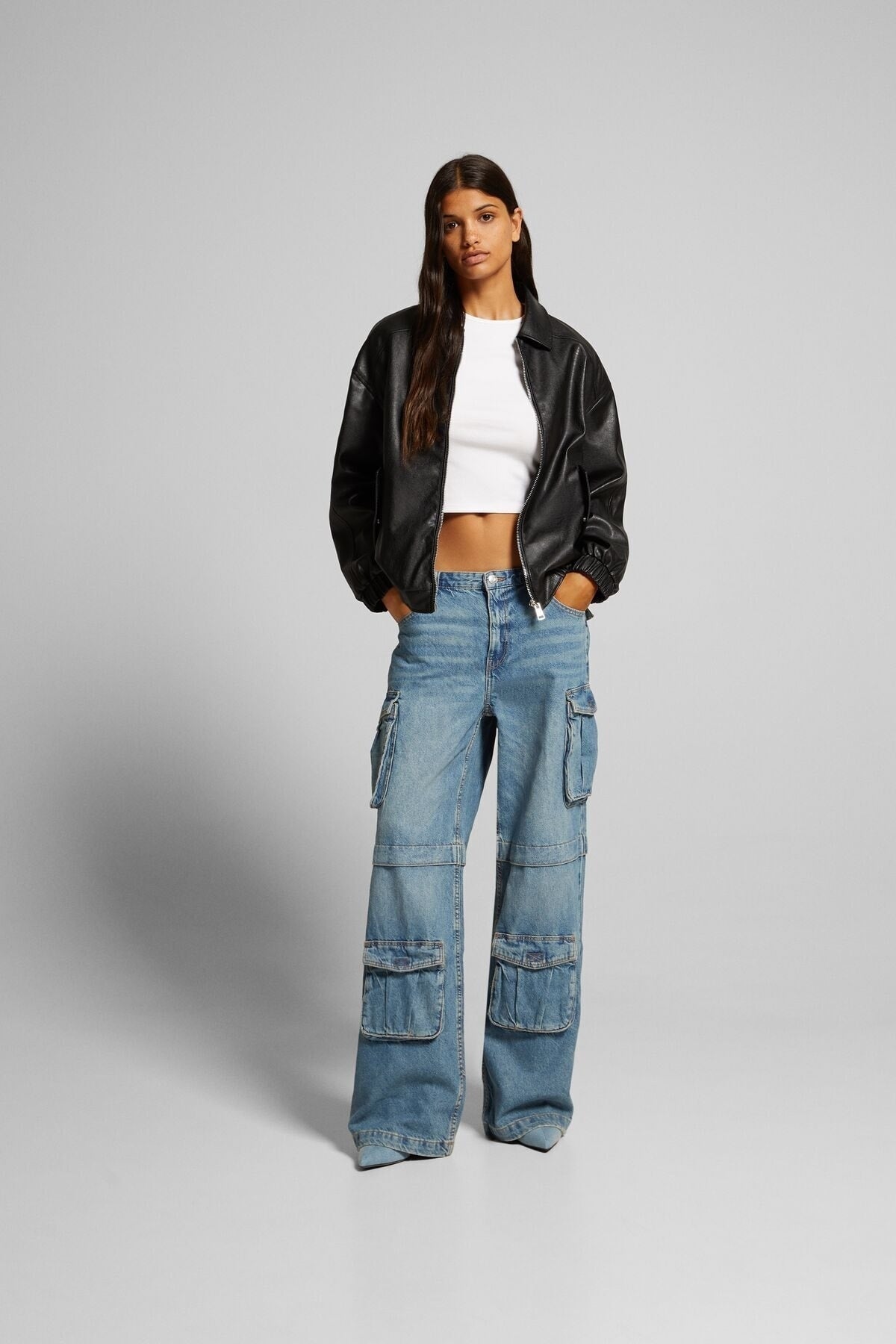 جاكيت Bershka لون أسود