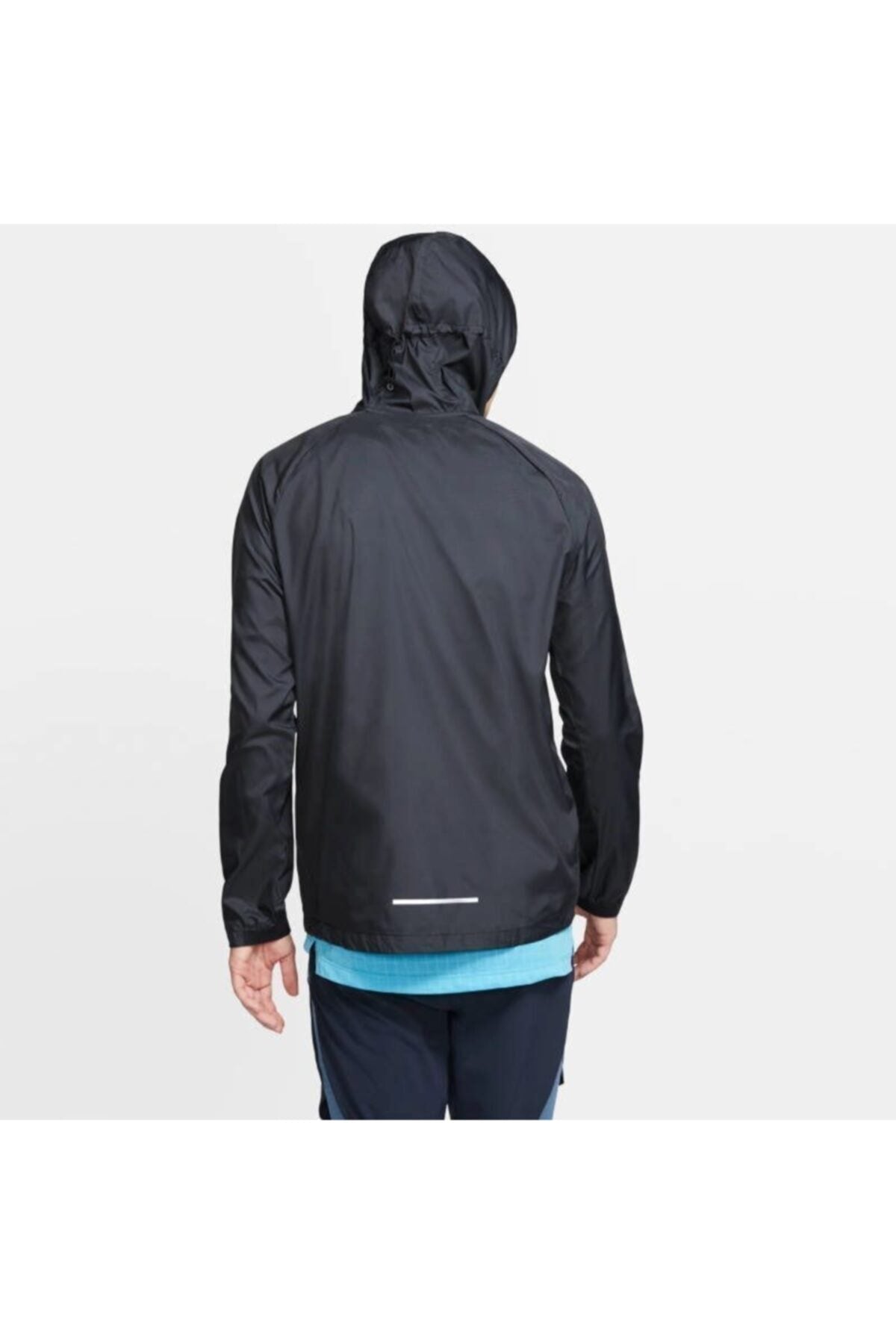 معطف واق من المطر & الرياح Nike لون أسود