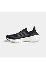 حذاء الجري adidas لون أسود
