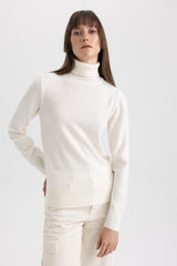 كنزة Defacto لون بيج فاتح