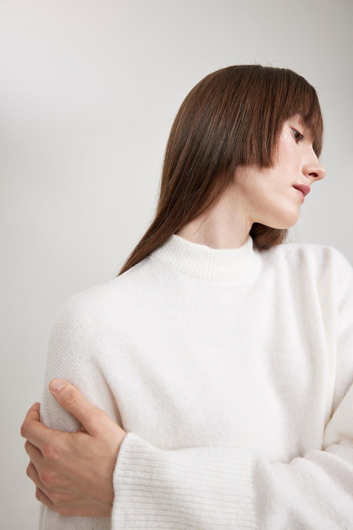 كنزة Defacto لون بيج فاتح