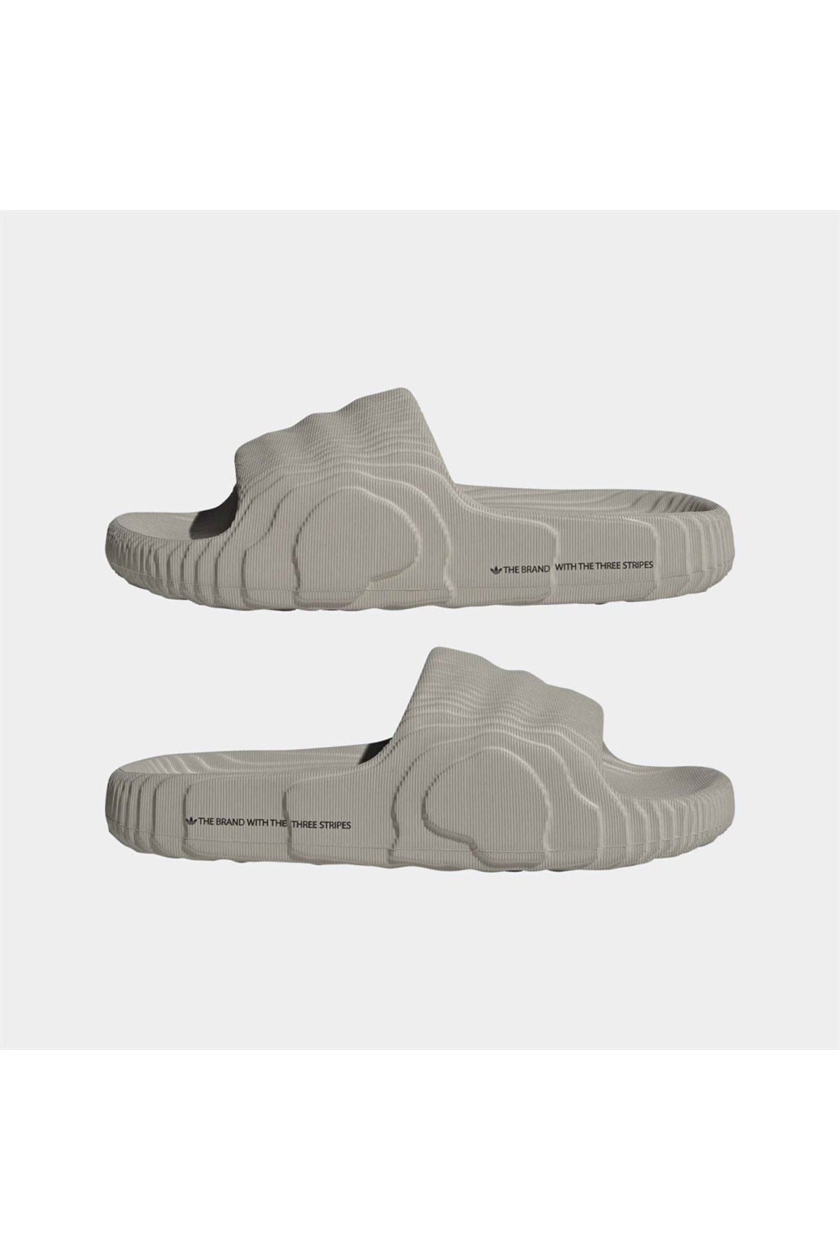 شبشب adidas لون رمادي