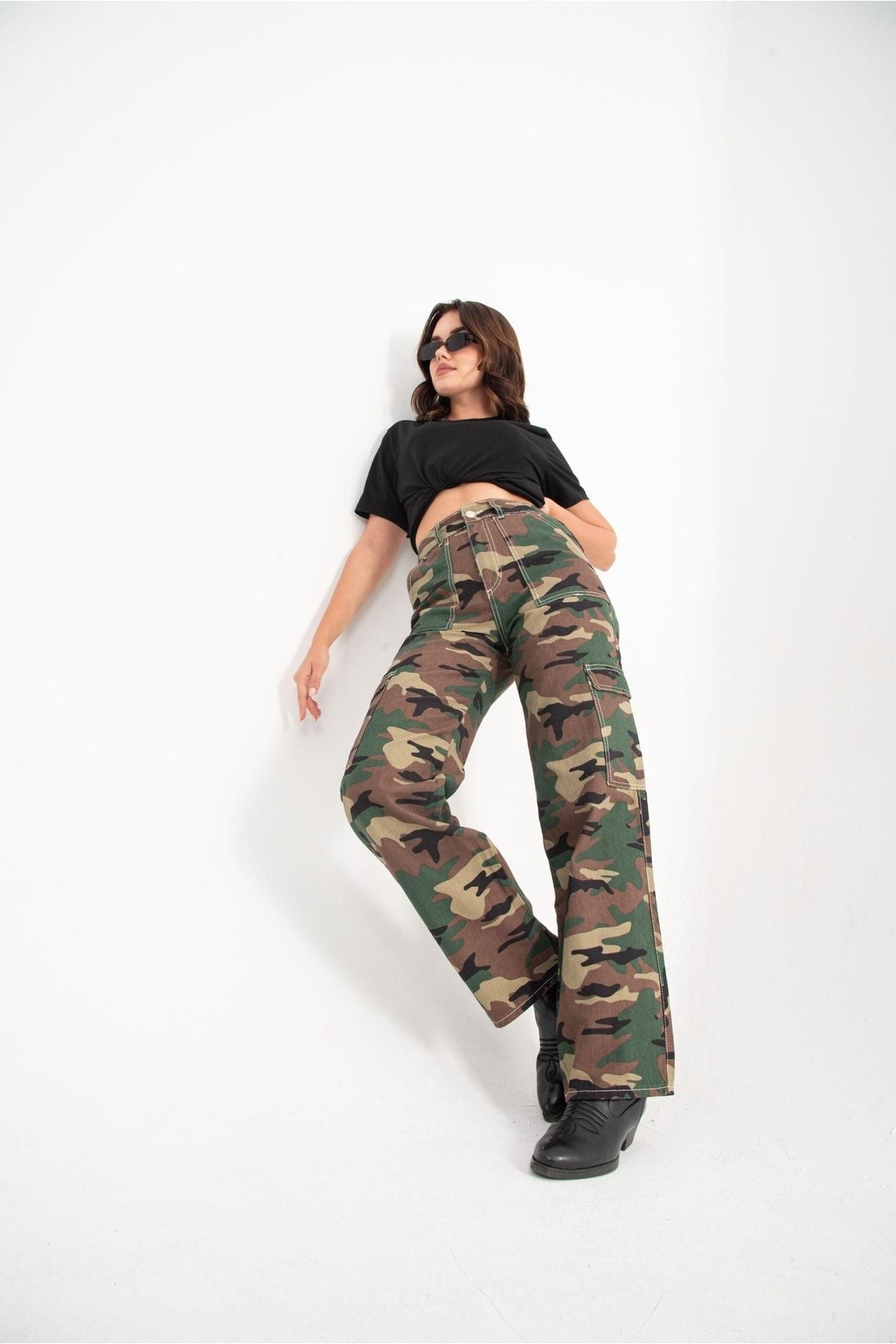 جينز Darkly Jeans لون بني