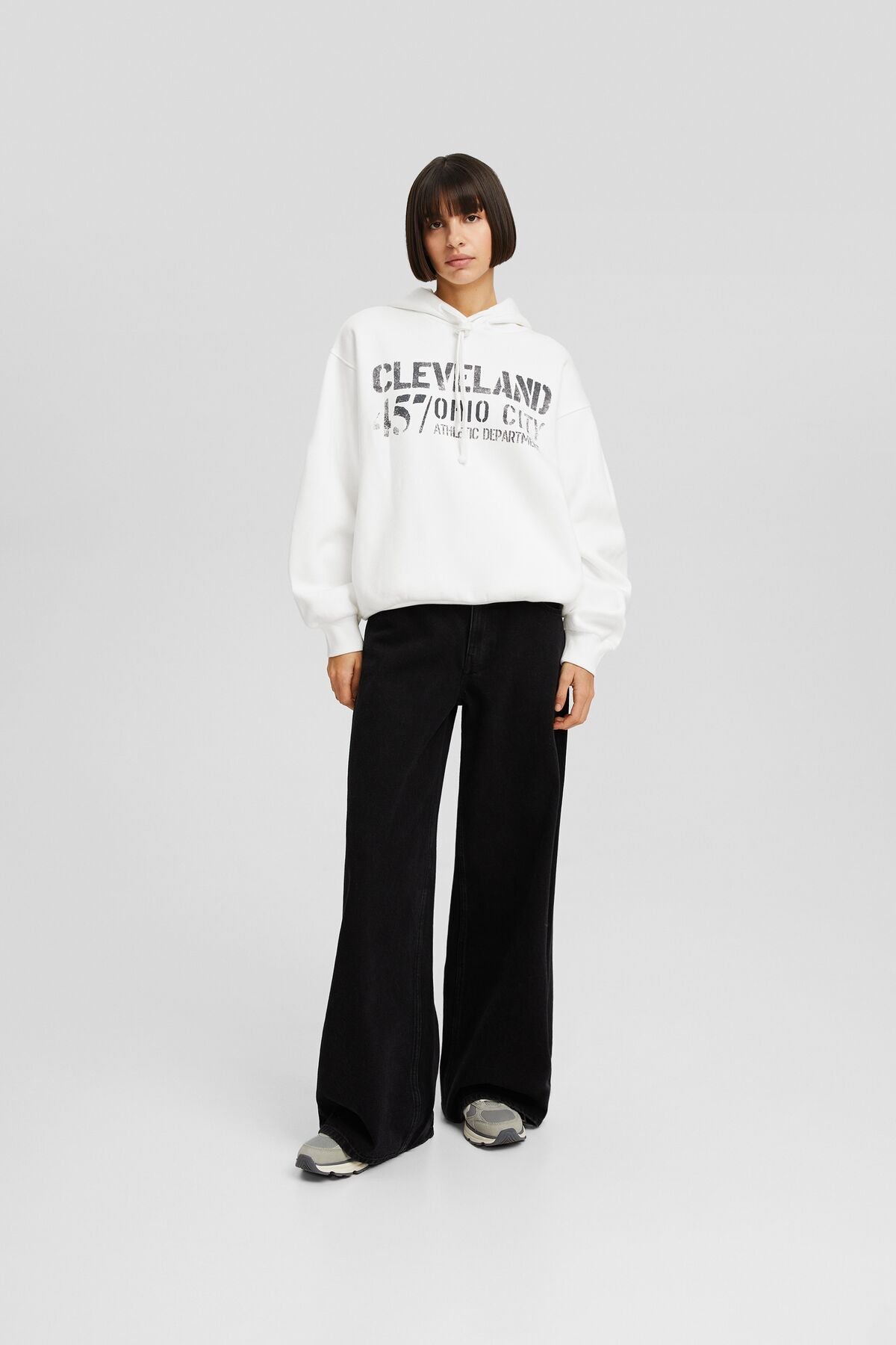 هودي Bershka لون بيج
