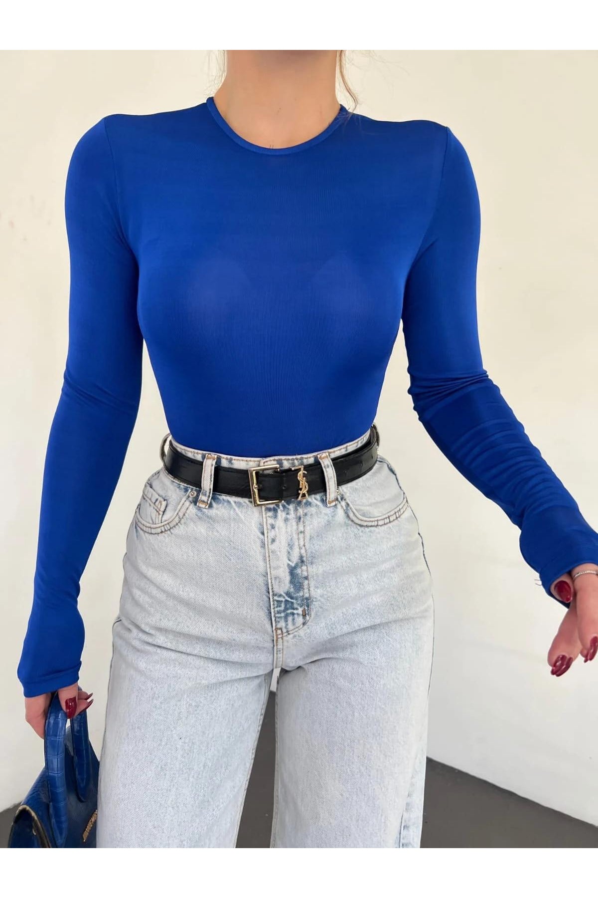 بلوزة Fav Style لون أزرق غامق