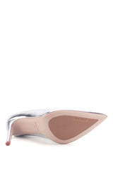 حذاء كلاسيكي بكعب Nine West لون فضي