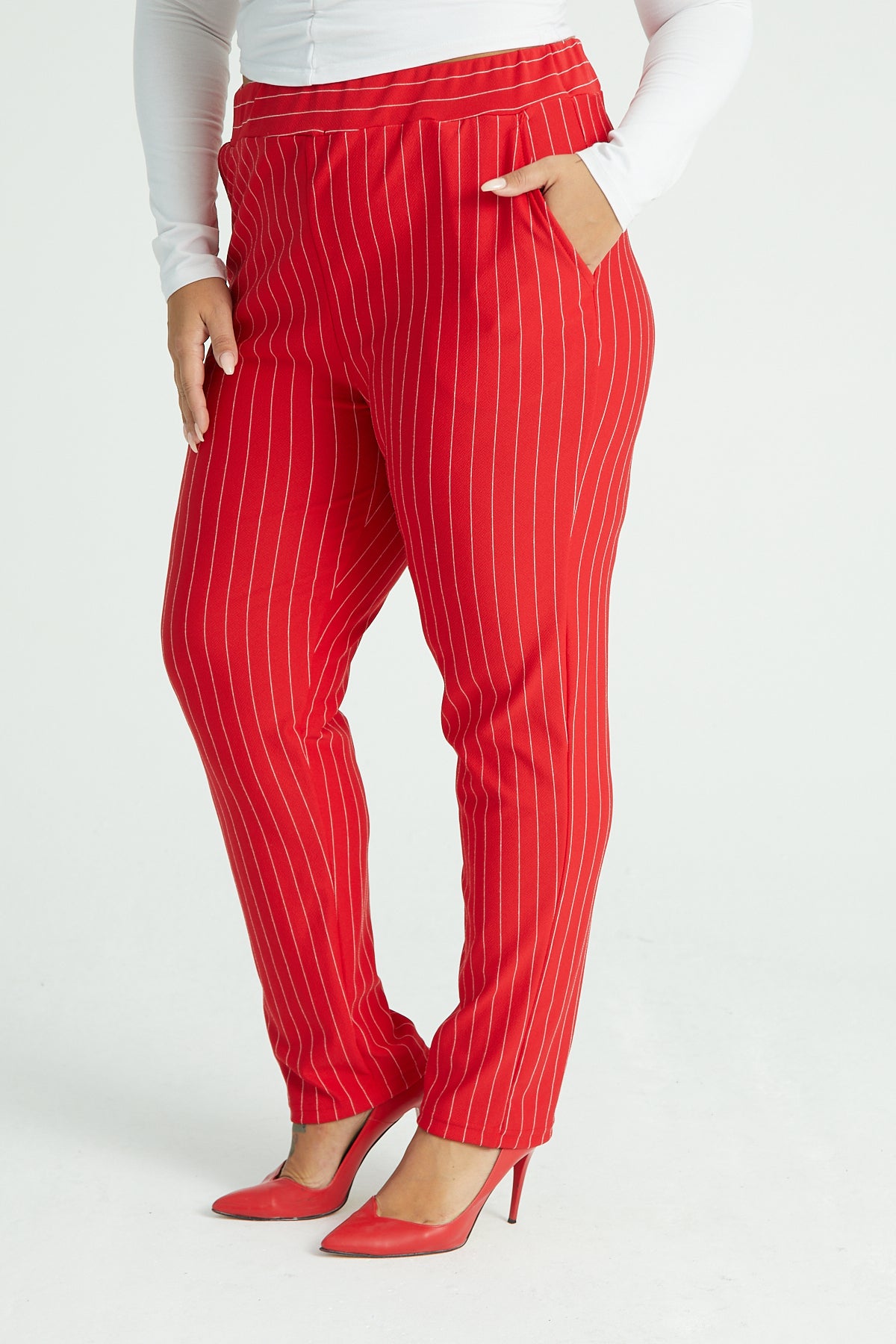 بنطال Mooi XXL لون أحمر