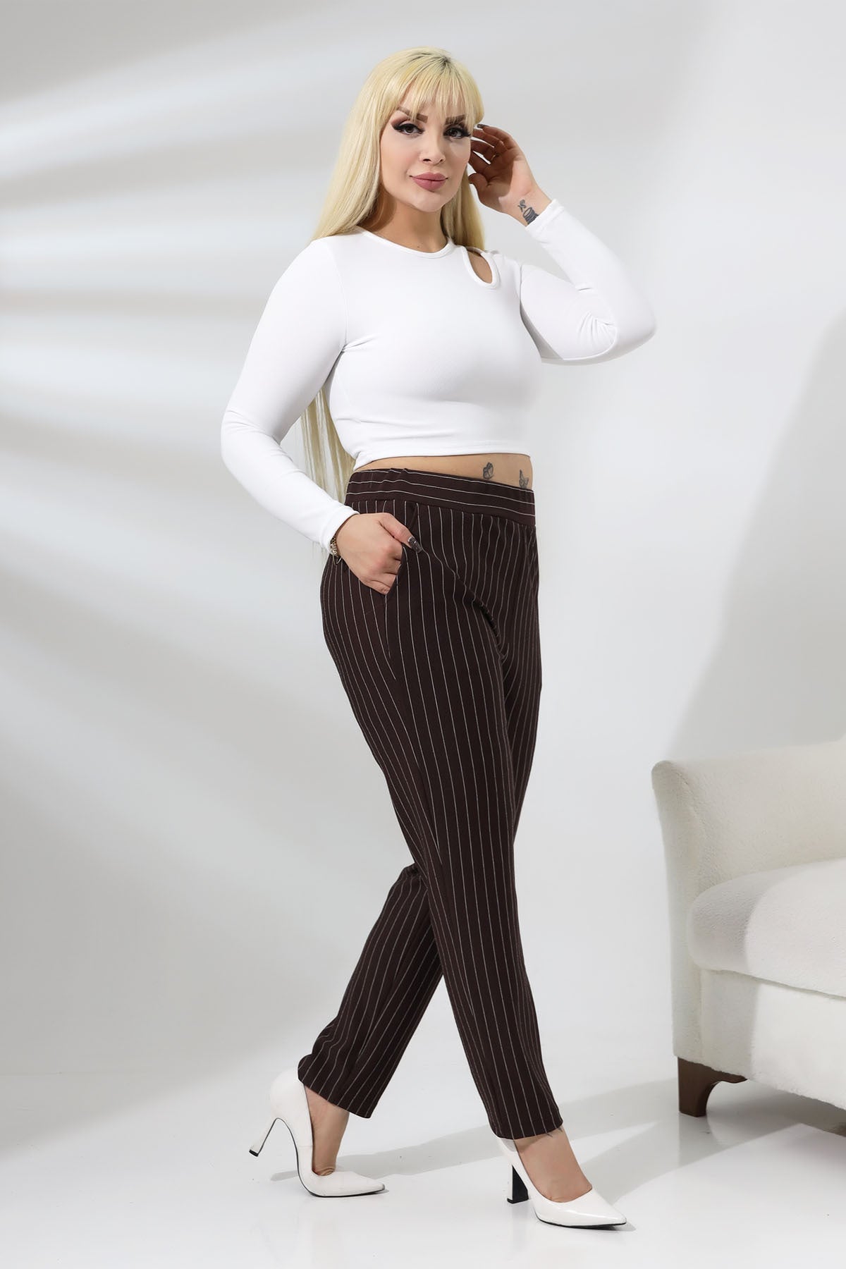 بنطال Mooi XXL لون بني